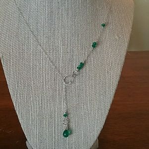 Sterling silver and green onyx lariat necklace.
